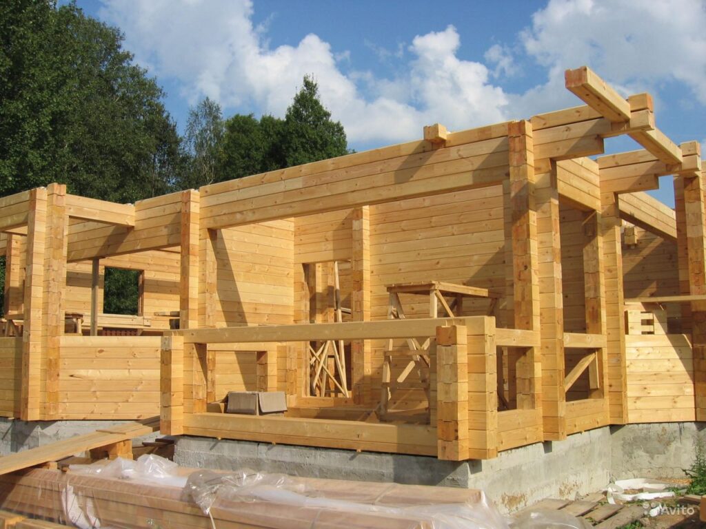 Фото 30 — Как построить дом из деревянных брусьев