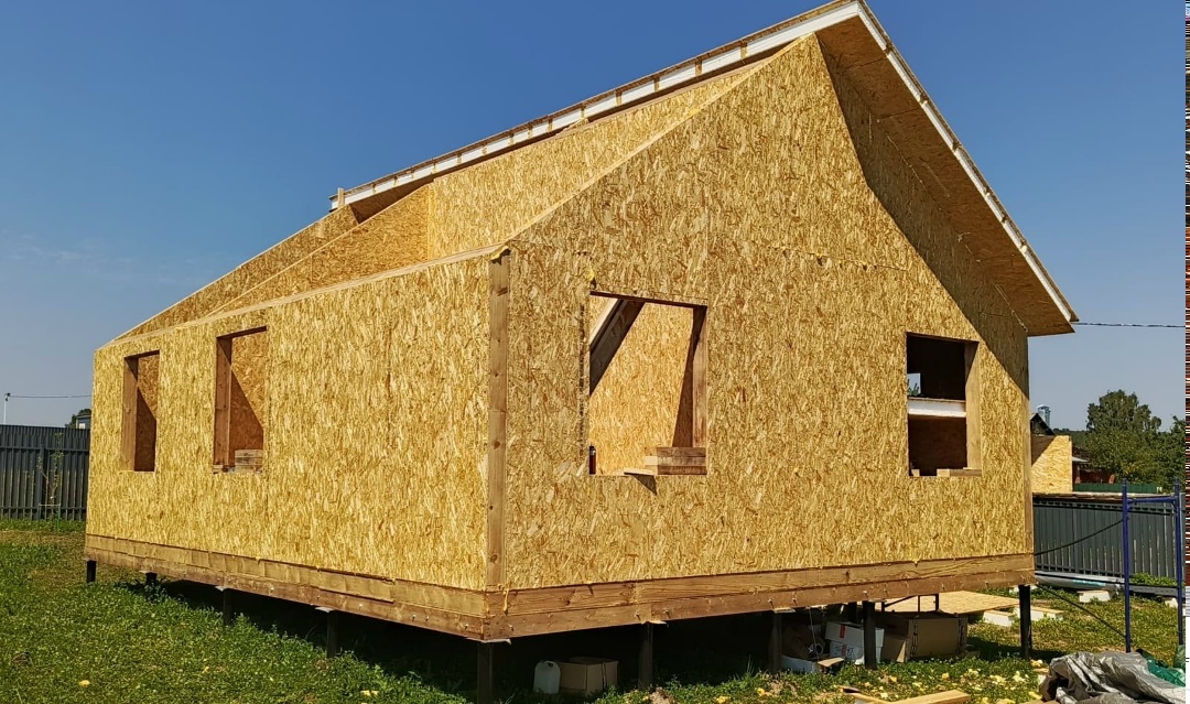 Фото 35 — Строительство дома из древесных панелей