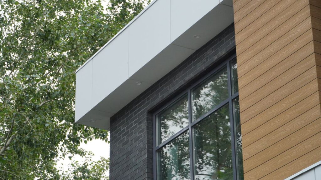 Фото 3 — Этапы возведения дома из каменных блоков